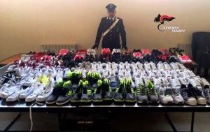 scarpe sequestrate