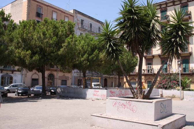 NOI DEMOCRATICI- PER LE CITTA' CHE VOGLIAMO : Interrogazione consiliare, con proposta di intervento, per riqualificare la Piazza a Marconi a Taranto