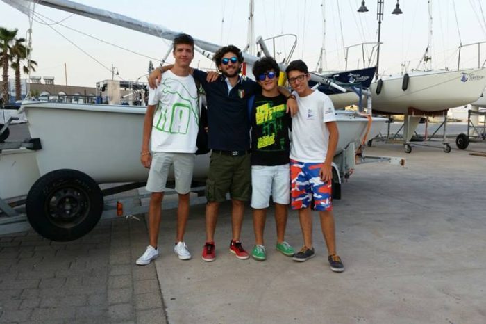 Flockino sailing team (Ondabuena Academy) al campionato mondiale, classe velica Sb20, in programma fino 10 luglio a Torbole, lago di Garda