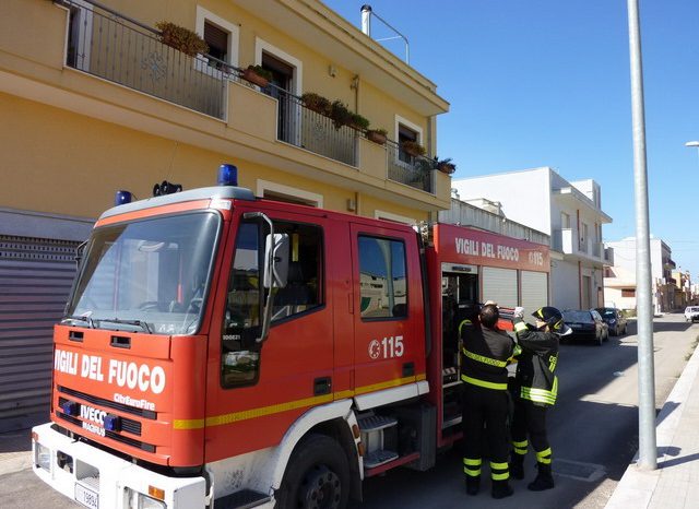 FOGGIA – ULTIM’ORA - Incendio su pulmino con bambini sulla strada per Arpinova: ancora sconosciute le cause