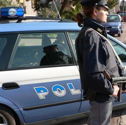 Lecce – Esplodono 4 colpi di pistola e inizia la caccia ai responsabili