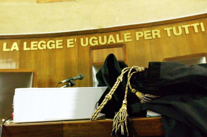 Taranto  - La sentenza del Tribunale: assolti dal reato di mafia gli Scarci