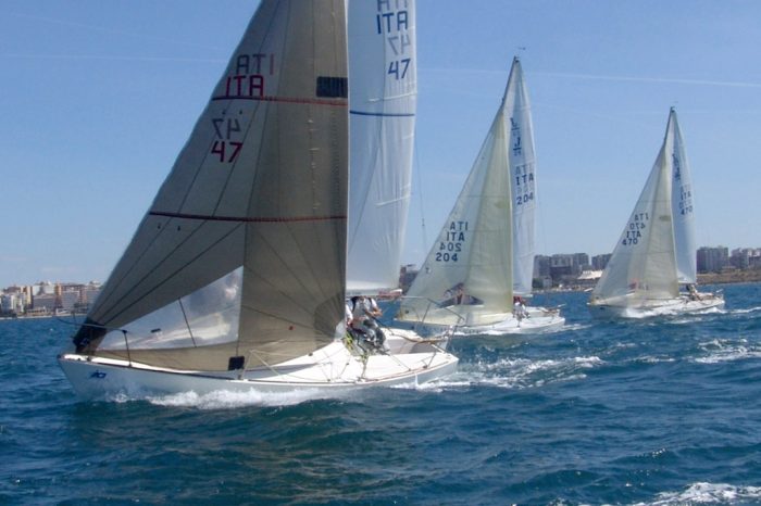 Taranto, Mar Grande - Al via il Campionato Invernale di vela, classi J24 e Sb20.  Si parte domenica 22 Novembre