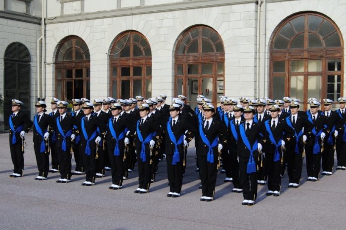 Concorso Marina Militare: pubblicato il bando per l'ammissione di 118 allievi alla prima classe dei corsi normali dell'Accademia Navale