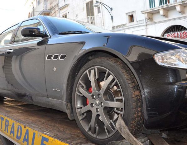 Brindisi- Furti in provincia. Recuperati una Maserati e un Carroattrezzi rubati.