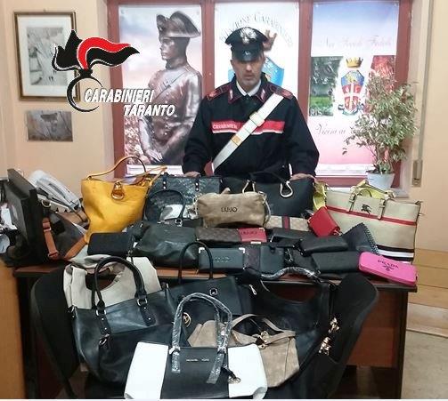 Taranto - Sequestrate borse e portafogli con marchi contraffatti