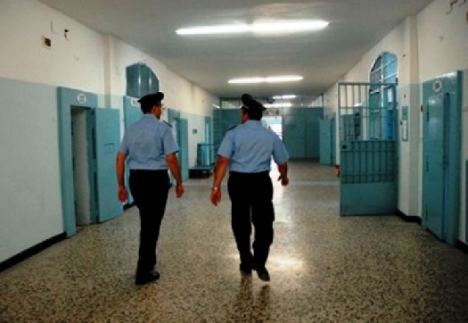 Taranto: violenta rissa nel carcere, cinque persone finiscono in ospedale