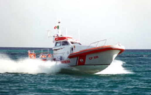 Taranto  -  La Guardia Costiera salva 5 vite