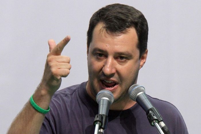 Bari - Salvini annuncia su Facebook che sarà a Bari