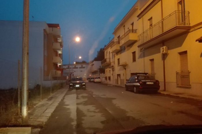 Taranto - Appello al sindaco di Roccaforzata: auto municipale ormai incustodita