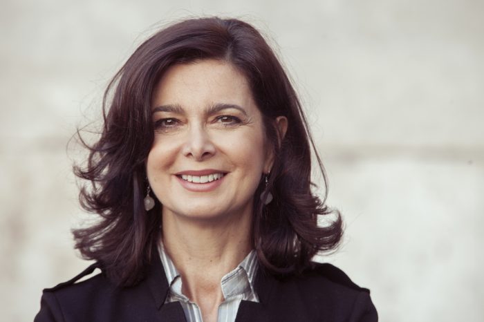 Bari - Laura Boldrini parla di legalità e lavoro al liceo Salvemini