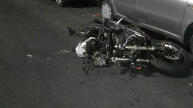 FLASH |Taranto - Perde il controllo della sua Yamaha scontrandosi contro un'auto. Muore 37enne