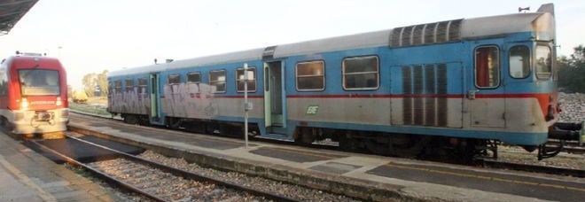 Lecce- Treni estivi solo da Lecce a Gallipoli: Otranto esclusa.