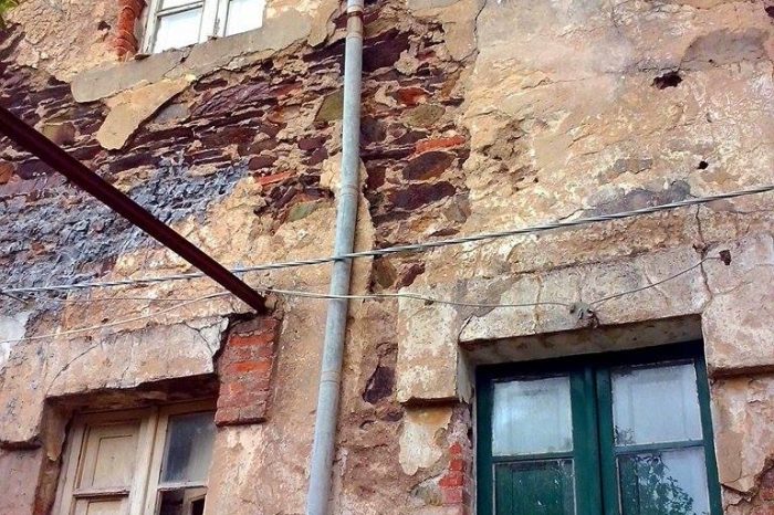 Puglia -  Oltre 158.000 gli edifici residenziali vecchi ed in cattive condizioni.
