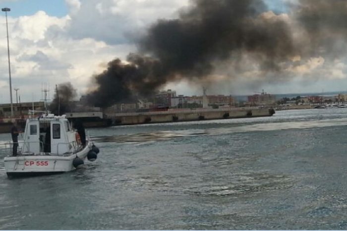 Taranto - Esplosione sulla nave: in due finiscono in ospedale
