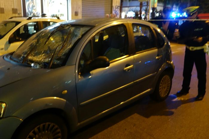 Flash Taranto – Donna investita in Corso Italia. Polizia Locale e 118 sul posto. Traffico in tilt