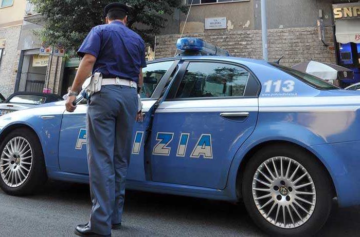 Taranto - Ruba 50 euro e picchia il cassiere, arrestato un 35enne