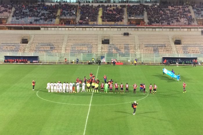Taranto - Calcio, la crisi non sembra avere fine: con il Lecce altro ko