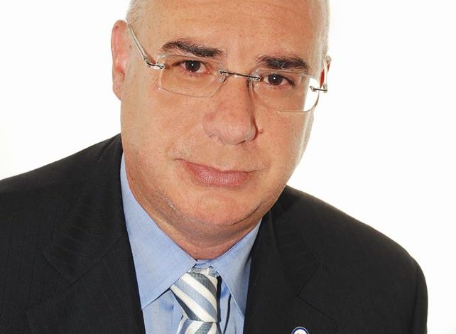 Il congresso vede la straordinaria partecipazione del Presidente del SIS118, il Prof. Mario Balzanelli, da sempre impegnato in azioni concrete a sostegno del settore dell’emergenza-urgenza.