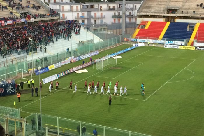 Taranto – Fermata la Juve Stabia: contro i gialloneri termina 0-0