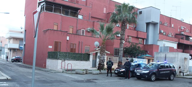 Brindisi- Giro di vite dei carabinieri nel quartiere Perrino. DETTAGLI E FOTO: