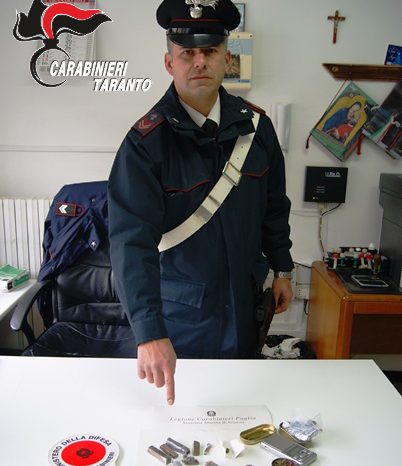 Taranto - In giro con 30 grammi di hashish, arrestato giovane spacciatore.