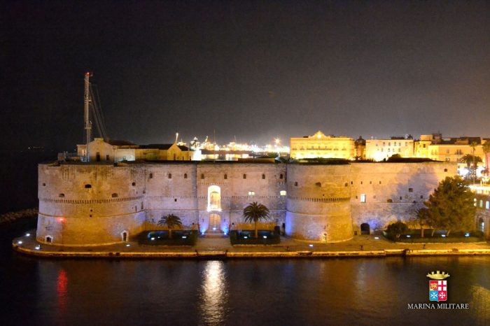 Taranto - Ai turisti piace il Castello Aragonese: è boom di visite nel 2016