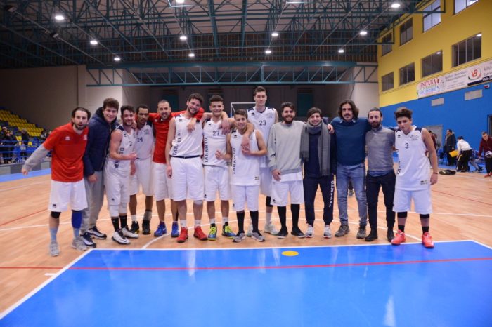 Taranto - Dodicesima vittoria per la Santa Rita Basket