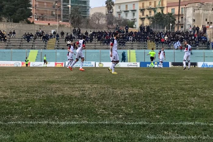 Taranto - Calcio, l'anno nuovo parte con un pari a reti inviolate