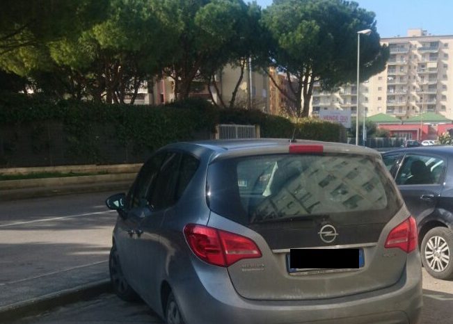Taranto -Le rubano l'auto e poi viene contattata: “Vieni da sola e non fare scherzi altrimenti te la faccio pagare” | FOTO