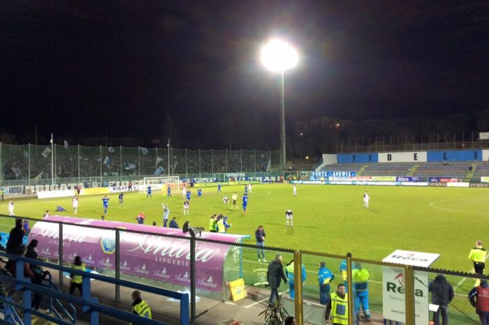 Fidelis Andria-Taranto, Aya beffa i rossoblù nel finale: al "Degli Ulivi" è 2-1