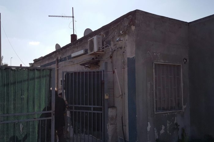 Taranto - Disagio assoluto: senza lavoro, quattro figli, un rudere, un disabile. La denuncia