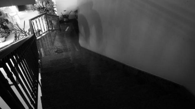 Taranto, paranormale - Di giorno in tribunale, di notte acchiappa i fantasmi....