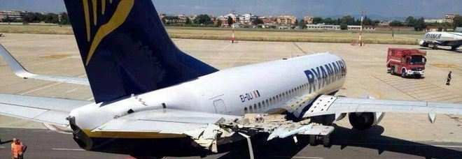 Bari- AGGIORNAMENTO/Fulmine colpisce aereo Ryanair in fase di atterraggio