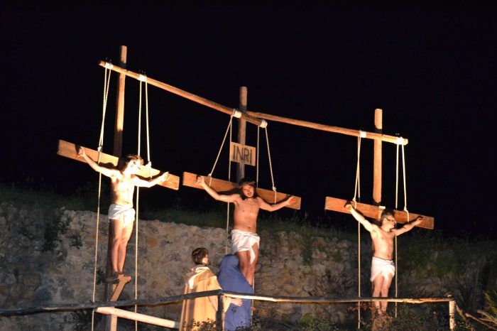 Taranto - Questa sera Passio Christi per le vie di Crispiano