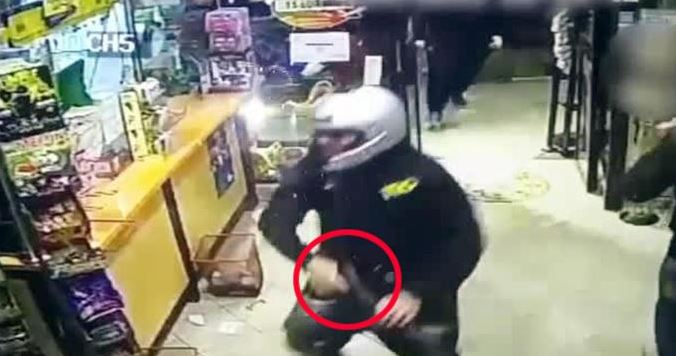 Taranto – Con pistola e passamontagna fanno irruzione nel negozio, messa a segno una rapina