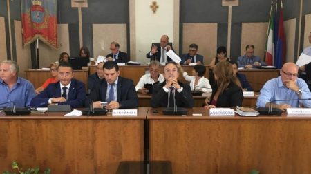 Taranto – Approvato il bilancio di previsione, salva la faccia l’amministrazione Stefàno