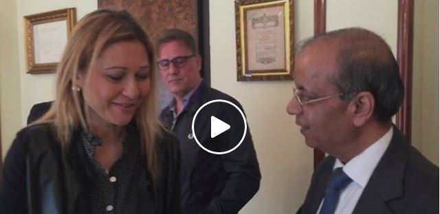 Brindisi- Il sottosegretario Onu in visita al Comune. IL VIDEO