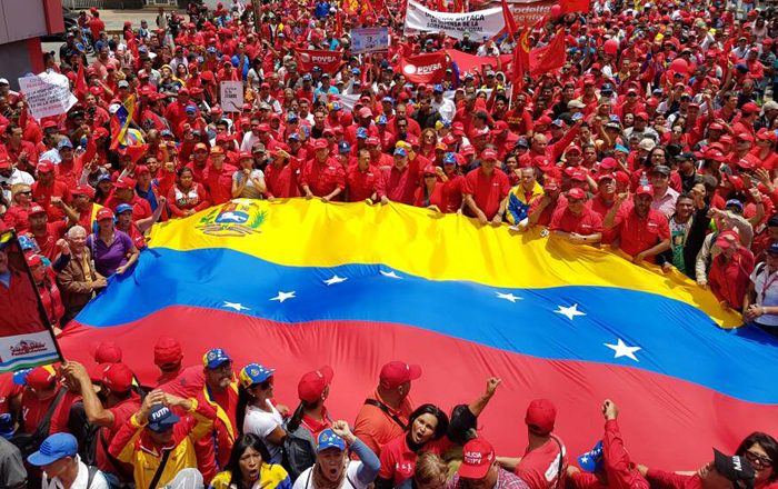 Ragazzo originario di Molfetta fermato in Venezuela durante corteo, Farnesina conferma, gli amici e i parenti chiedono liberazione