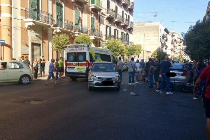 Flash Taranto – Scontro tra una moto e un’auto. Due persone ferite gravemente.