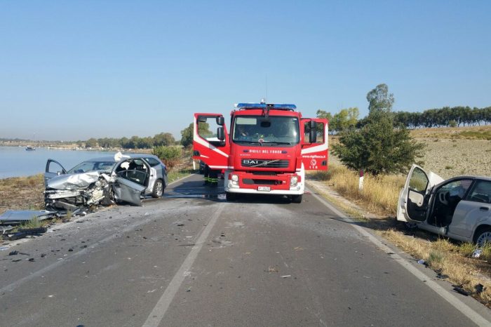 Flash Taranto – Gravissimo incidente stradale. Pesante il bilancio, morta una persona.