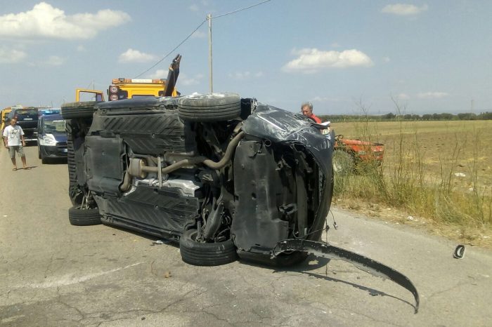 Flash Taranto - Grave incidente: due le auto coinvolte.