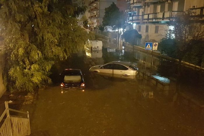 Taranto - Nubifragio in città, gradi disagi per gli automobilisti. Caduti 80mm di pioggia