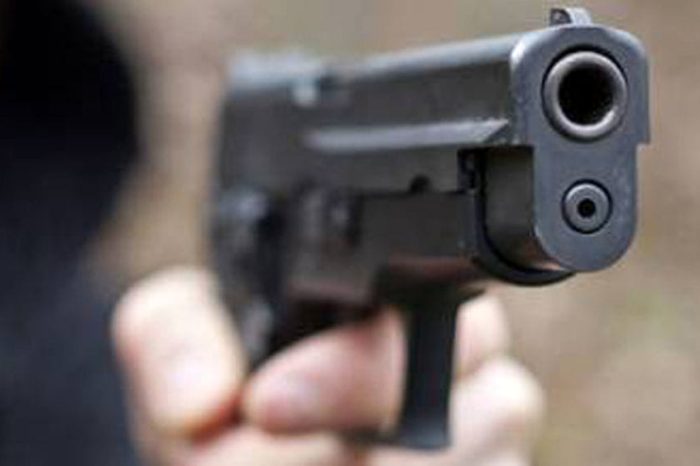 Brindisi- Colpi di pistola in città, gambizzato un 24enne