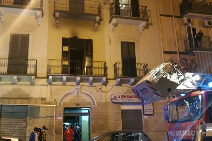 Taranto - Paura in uno stabile: le fiamme avvolgono un’abitazione. Un’anziana in Ospedale.