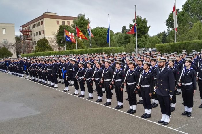 Taranto - Marina Militare: giuramento di fedeltà dei 374 volontari.
