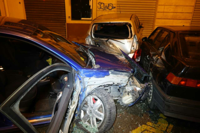 Taranto – Carambola pazzesca nella notte, distrutte 5 autovetture