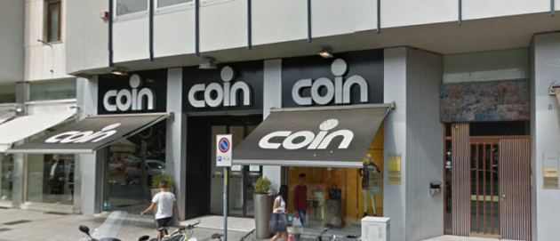 Lecce- Furto ai magazzini Coin, ruba capi d'abbigliamento per 740 euro e scappa.