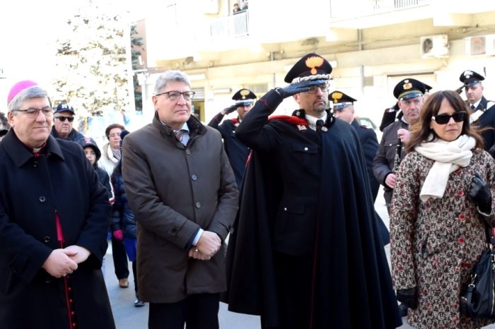 Brindisi- Cerimonia di commemorazione del Carabiniere Ausiliario Angelo Petracca, medaglia d'oro al Valor Militare