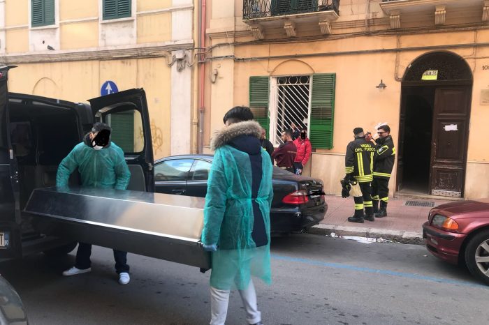 Taranto - Trovato corpo senza vita in un’abitazione del centro
